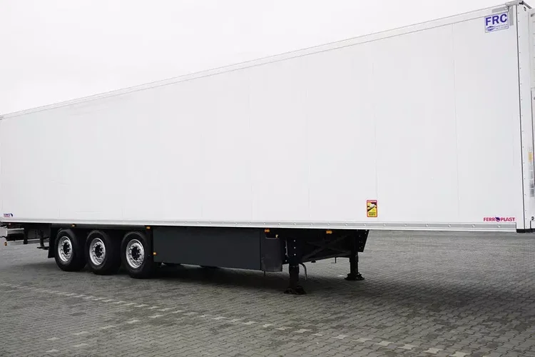 Schmitz / CHŁODNIA / CARRIER VECTOR 1550 / OŚ PODNOSZONA zdjęcie 21