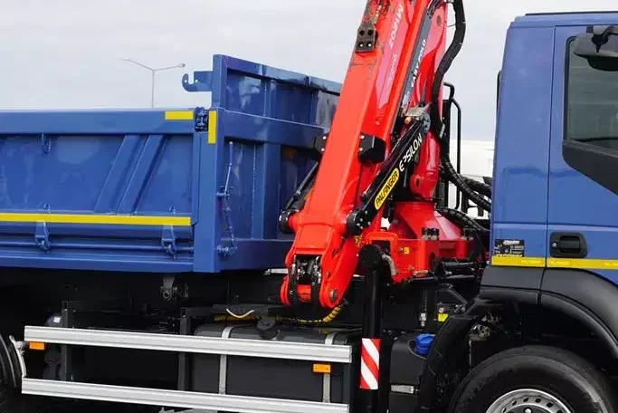 Iveco TRAKKER / 380T41 / E 6 / WYWROTKA + HDS / 6 X 4 / ROTATOR zdjęcie 39