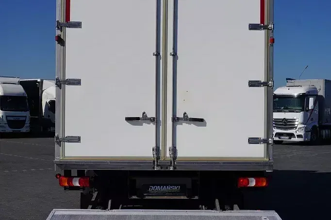 Mercedes ATEGO / 1221 / ACC / EURO 6 / KONTENER + WINDA / 17 PALET zdjęcie 37