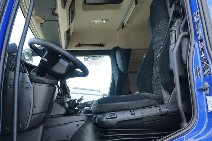 Mercedes ACTROS / 2543 / ACC / E 6 / PEŁNY ADR / PLATFORMA / ZAWIESIE POD WÓZEK zdjęcie 7