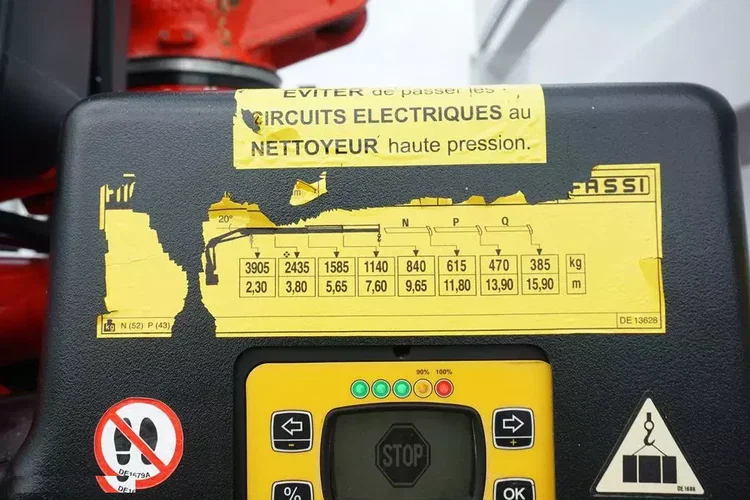 Iveco EUROCARGO / 160-21 / SKRZYNIOWY + HDS / FASSI F110 / ROTATOR / PILOT zdjęcie 22