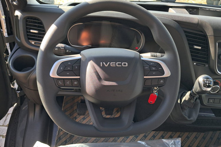IVECO Daily 35C16H3.0 zdjęcie 13