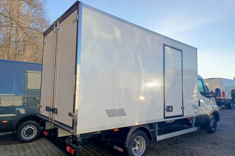 IVECO Daily 35C16H3.0 zdjęcie 9