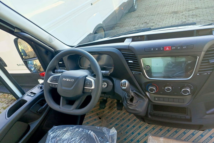 IVECO Daily 35C16H3.0 zdjęcie 10