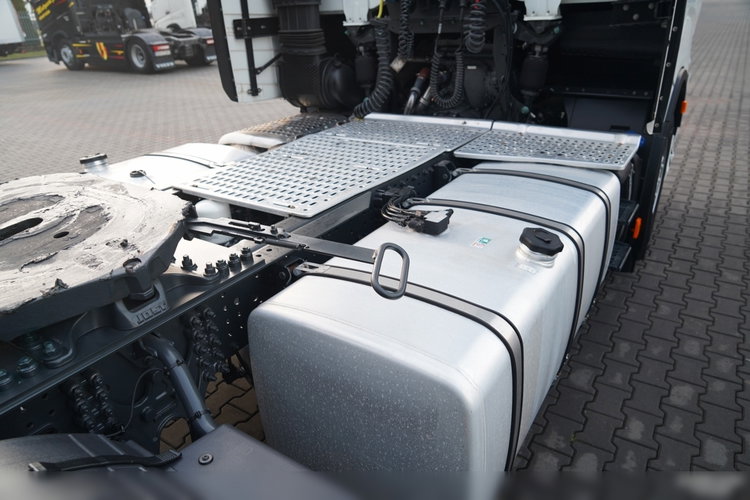 Iveco S-WAY / 530 / RETARDER / KLIMA POSTOJOWA / zdjęcie 16