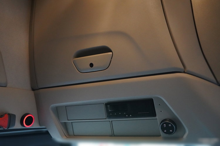 Iveco S-WAY / 530 / RETARDER / KLIMA POSTOJOWA / zdjęcie 34