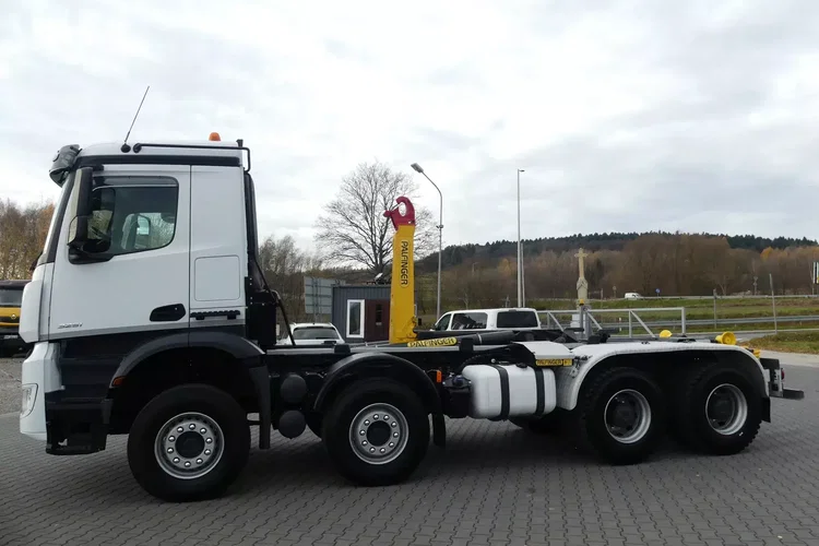 Mercedes AROCS 3251 8x4 / HAKOWIEC PALFINGER / EURO 6 / MANUAL / zdjęcie 6
