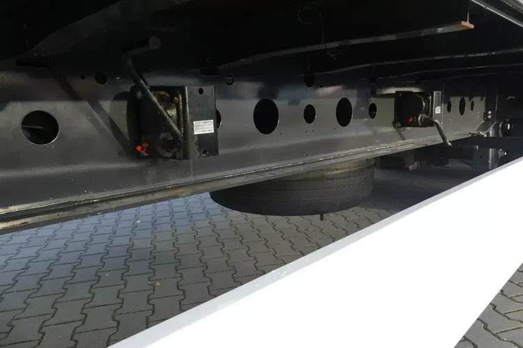 Wielton MEGA / FIRANKA / OŚ PODNOSZONA / ZADBANA / DACH PODNOSZONY / zdjęcie 22