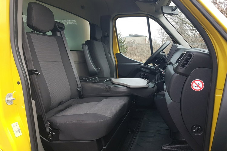 Renault Master KONTENER 8EP 4.22x2.23x2.24 KLIMA MANUAL KRAJOWY 6-BIEGÓW zdjęcie 23