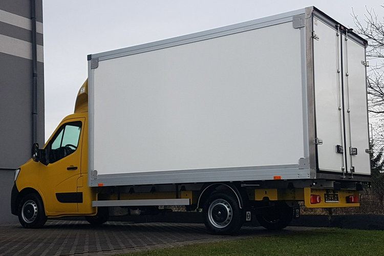 Renault Master KONTENER 8EP 4.22x2.23x2.24 KLIMA MANUAL KRAJOWY 6-BIEGÓW zdjęcie 28