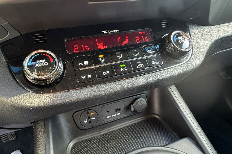 Kia Sportage 1.6 GDI 135KM z Niemiec, Nawigacja, Tempomat, PANORAMA, Park Assist zdjęcie 24