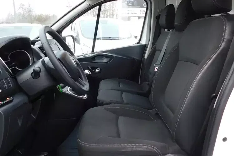 Renault Trafic zdjęcie 9