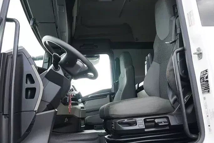 MAN TGS / 35.470 / E 6 / SKRZYNIOWY + HDS / FASSI F 545 / ŁAD. 13 105 KG / PILOT zdjęcie 9