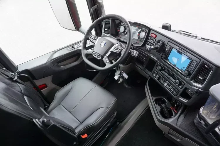 Scania R 450 / ACC / EURO 6 / ZESTAW BDF / 7.15 , 7.45 , 7.82 M / WINDA / RETARDER zdjęcie 13