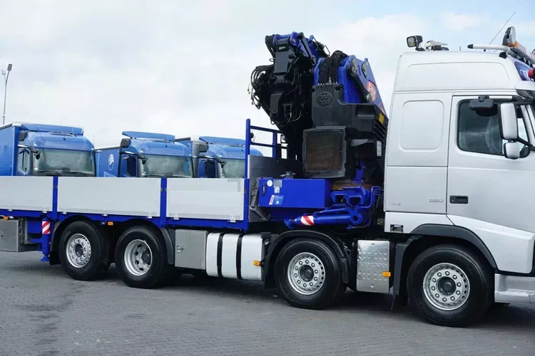 Volvo / FH / 520 / 8 X 2 / SKRZYNIOWY + HDS / PM 85 SP + JIB J 1204 / WYSIĘG 31.9 M zdjęcie 29