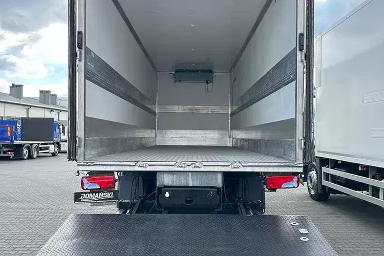 MAN TGS / 26.360 / EURO 6 / CHŁODNIA + WINDA / 20 PALET zdjęcie 10