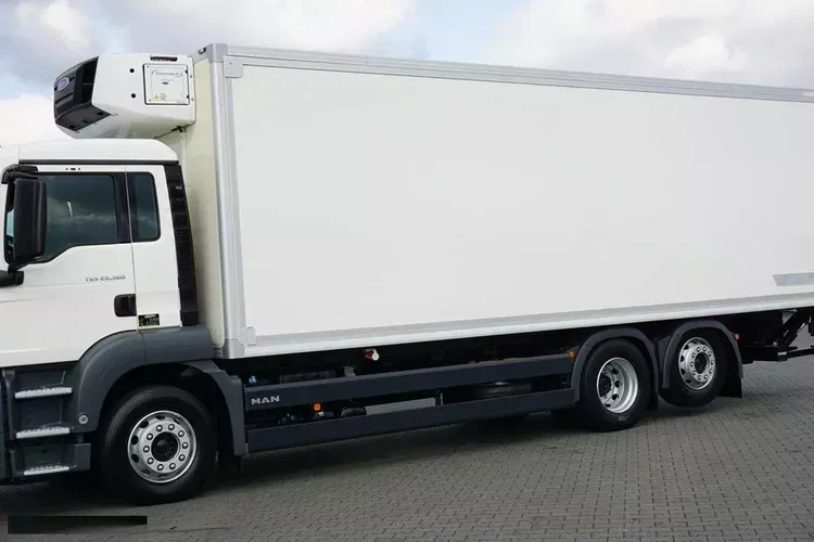 MAN TGS / 26.360 / EURO 6 / CHŁODNIA + WINDA / 20 PALET zdjęcie 15