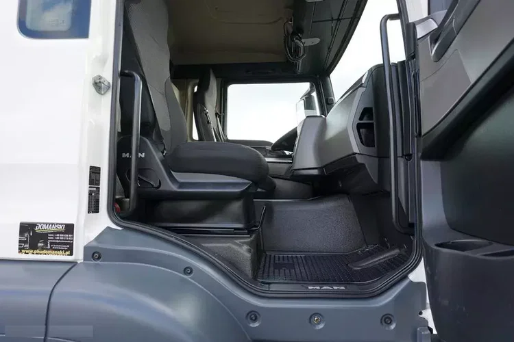 MAN TGS / 26.360 / EURO 6 / CHŁODNIA + WINDA / 20 PALET zdjęcie 25