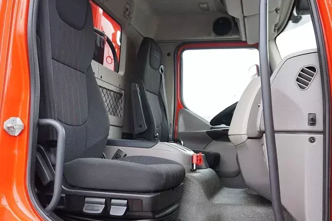 DAF LF / 290 / ACC / EURO 6 / BRAMOWIEC / DMC 14 000 KG zdjęcie 8