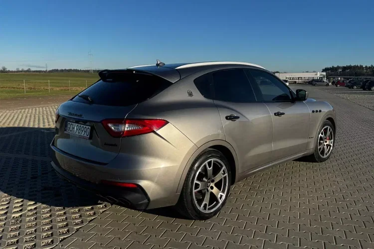 Maserati levante zdjęcie 50