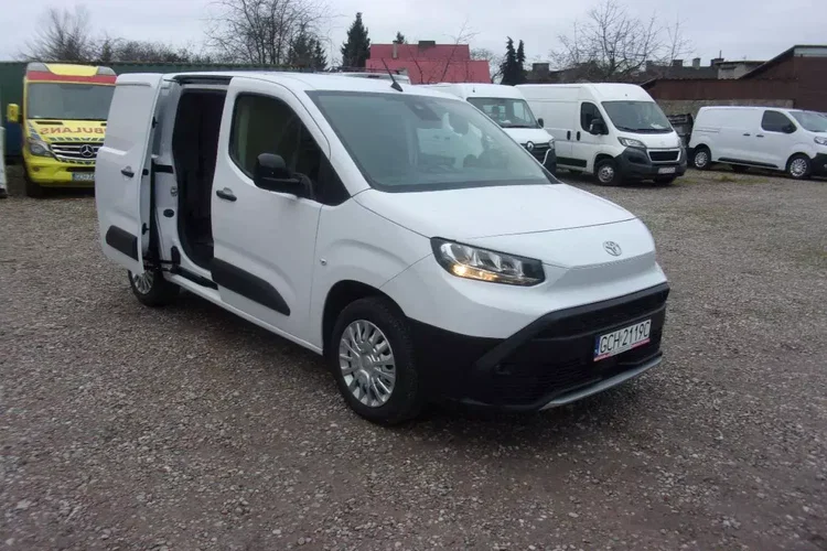 Toyota Proace City zdjęcie 100