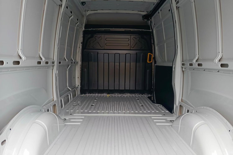 IVECO Daily 35S18H V zdjęcie 15