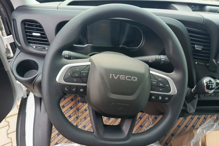 IVECO Daily 35S18H V zdjęcie 19