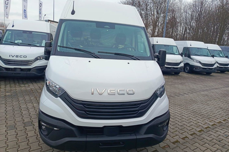 IVECO Daily 35S18H V zdjęcie 4