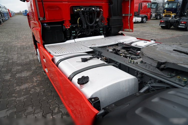 DAF XF 480 / SUPER SPACE CAB / RETARDER / KLIMA POSTOJOWA / zdjęcie 13