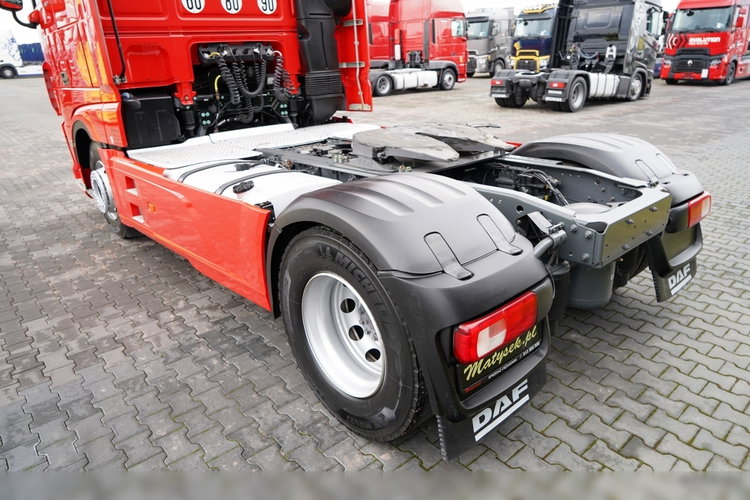DAF XF 480 / SUPER SPACE CAB / RETARDER / KLIMA POSTOJOWA / zdjęcie 14