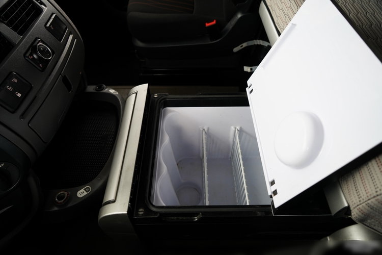 DAF XF 480 / SUPER SPACE CAB / RETARDER / KLIMA POSTOJOWA / zdjęcie 26