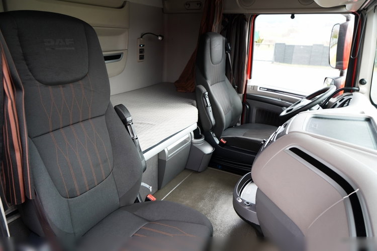 DAF XF 480 / SUPER SPACE CAB / RETARDER / KLIMA POSTOJOWA / zdjęcie 36