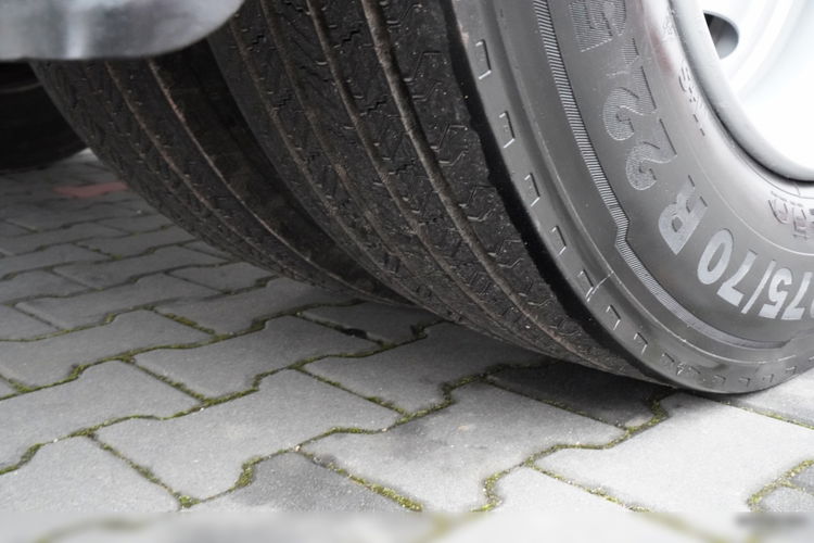 SCHMITZ CARGOBULL / CHŁODNIA / THERMO KING SLX SPECTRUM  / 1 osiowa / 11.3 M / MULTITEMPERATURA / WINDA DHOLLANDIA / SAF zdjęcie 18