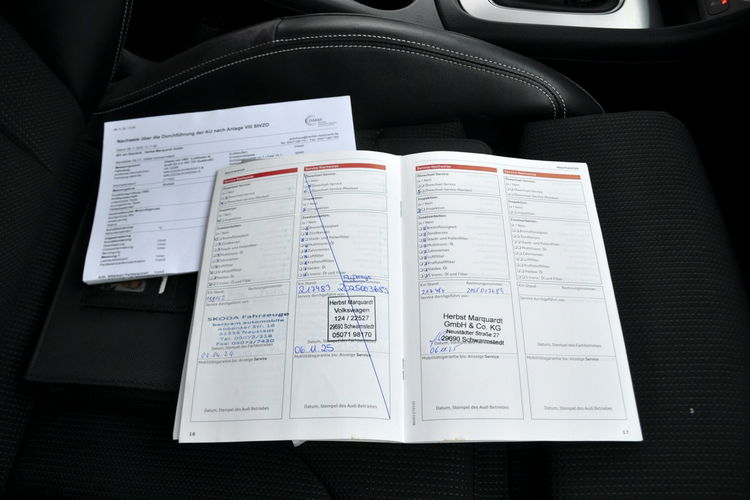 Audi Q3 2.0TDI(150KM) S-Line Lift Xenon Led Navi Skóry BLS Automat Alu17"ASO zdjęcie 40