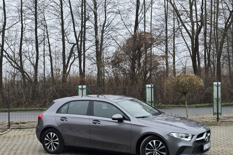 Mercedes A 180 180 Style / 1.33 benzyna / Bezwypadkowy / ZADBANY zdjęcie 21
