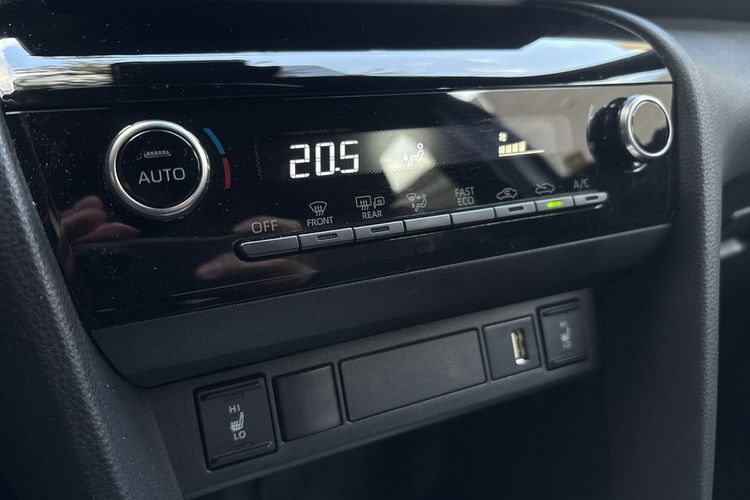 Toyota Yaris Cross 1.5 Hybrid COMFORT STYLE TECH, salon Polska, gwarancja, FV23% zdjęcie 18