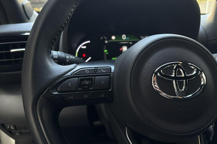 Toyota Yaris Cross 1.5 Hybrid COMFORT STYLE TECH, salon Polska, gwarancja, FV23% zdjęcie 23