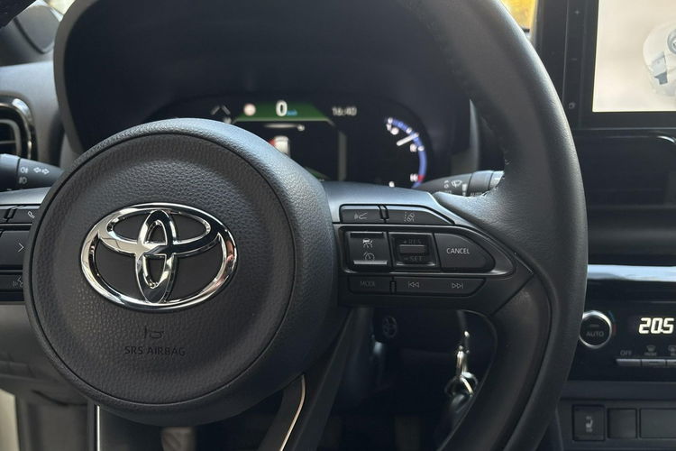 Toyota Yaris Cross 1.5 Hybrid COMFORT STYLE TECH, salon Polska, gwarancja, FV23% zdjęcie 24