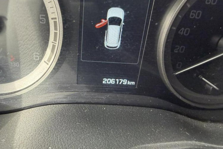 Hyundai Tucson 1.7 Crdi Navi kamera skóry ledy bezwypadkowy zamiana serwis 1.r.gwaran zdjęcie 10