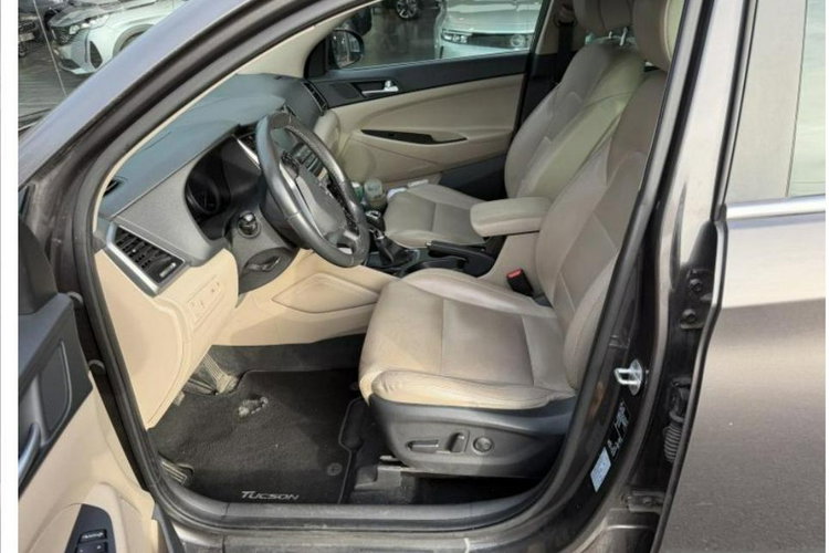 Hyundai Tucson 1.7 Crdi Navi kamera skóry ledy bezwypadkowy zamiana serwis 1.r.gwaran zdjęcie 5