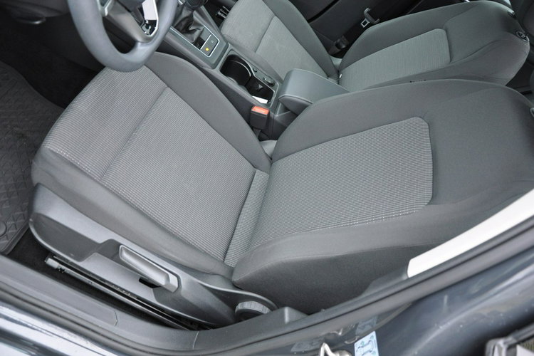 Volkswagen Golf 1.0TSI 110KM Manual 6-G Czujniki Park. Ledy SalonPL 1wł Gwar.06/2027 zdjęcie 13