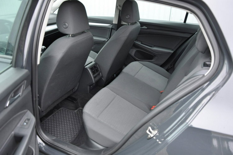 Volkswagen Golf 1.0TSI 110KM Manual 6-G Czujniki Park. Ledy SalonPL 1wł Gwar.06/2027 zdjęcie 24