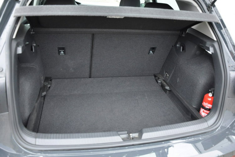 Volkswagen Golf 1.0TSI 110KM Manual 6-G Czujniki Park. Ledy SalonPL 1wł Gwar.06/2027 zdjęcie 27