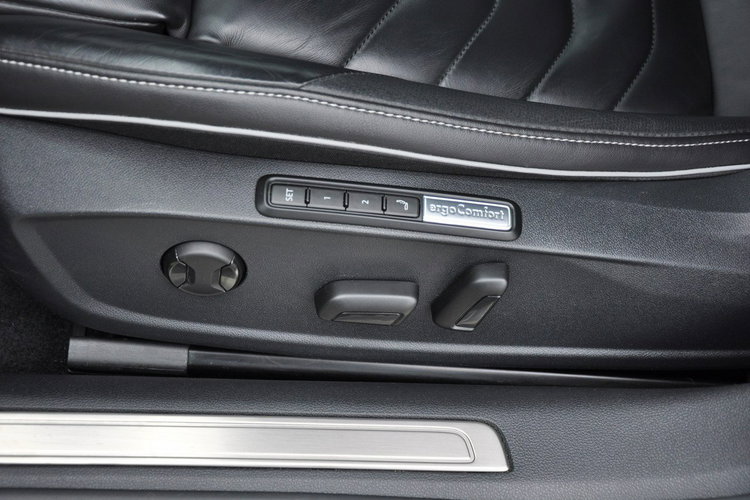 Volkswagen Arteon 2.0TDI 200KM 4Motion DSG R-line Kamera360DCC El.Fotele Harman Panoram zdjęcie 15