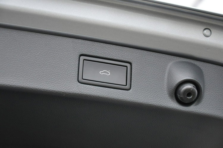 Volkswagen Arteon 2.0TDI 200KM 4Motion DSG R-line Kamera360DCC El.Fotele Harman Panoram zdjęcie 39