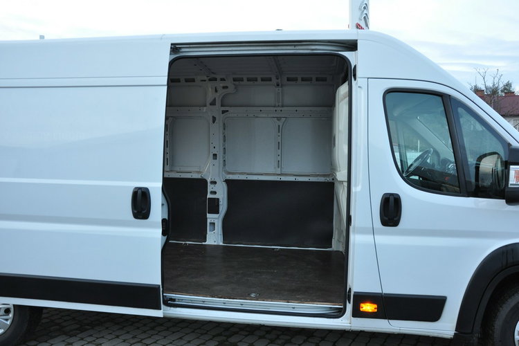 Peugeot Boxer 2.2HDI 165KM SalonPL 1wł Pełny Serwis Klimatyzacja Tempomat FV23 zdjęcie 19