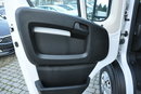 Peugeot Boxer 2.2HDI 165KM SalonPL 1wł Pełny Serwis Klimatyzacja Tempomat FV23 zdjęcie 9