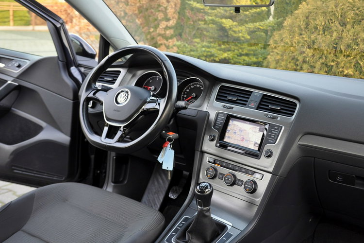 Volkswagen Golf 2.0TDI(150KM) Duża Navi Klimatronik 2xParktronik Wekur I Wł Alu16"ASO zdjęcie 25