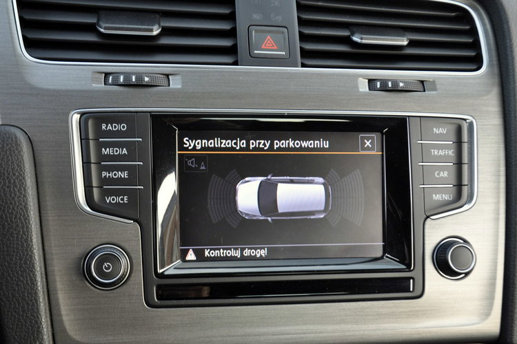 Volkswagen Golf 2.0TDI(150KM) Duża Navi Klimatronik 2xParktronik Wekur I Wł Alu16"ASO zdjęcie 31