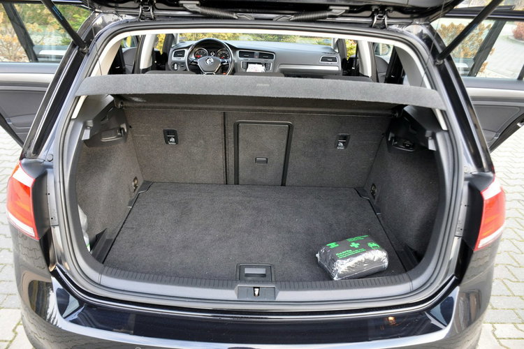 Volkswagen Golf 2.0TDI(150KM) Duża Navi Klimatronik 2xParktronik Wekur I Wł Alu16"ASO zdjęcie 37